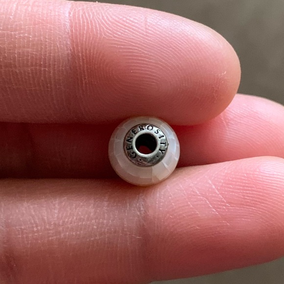 Retired Pandora ESSENCE Generosity Bead Charm Sterling Silver 925 EUC - Picture 9 of 10